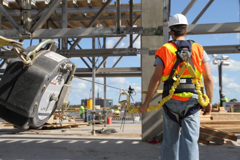 Переносные анкерные линии из стального каната: обзор