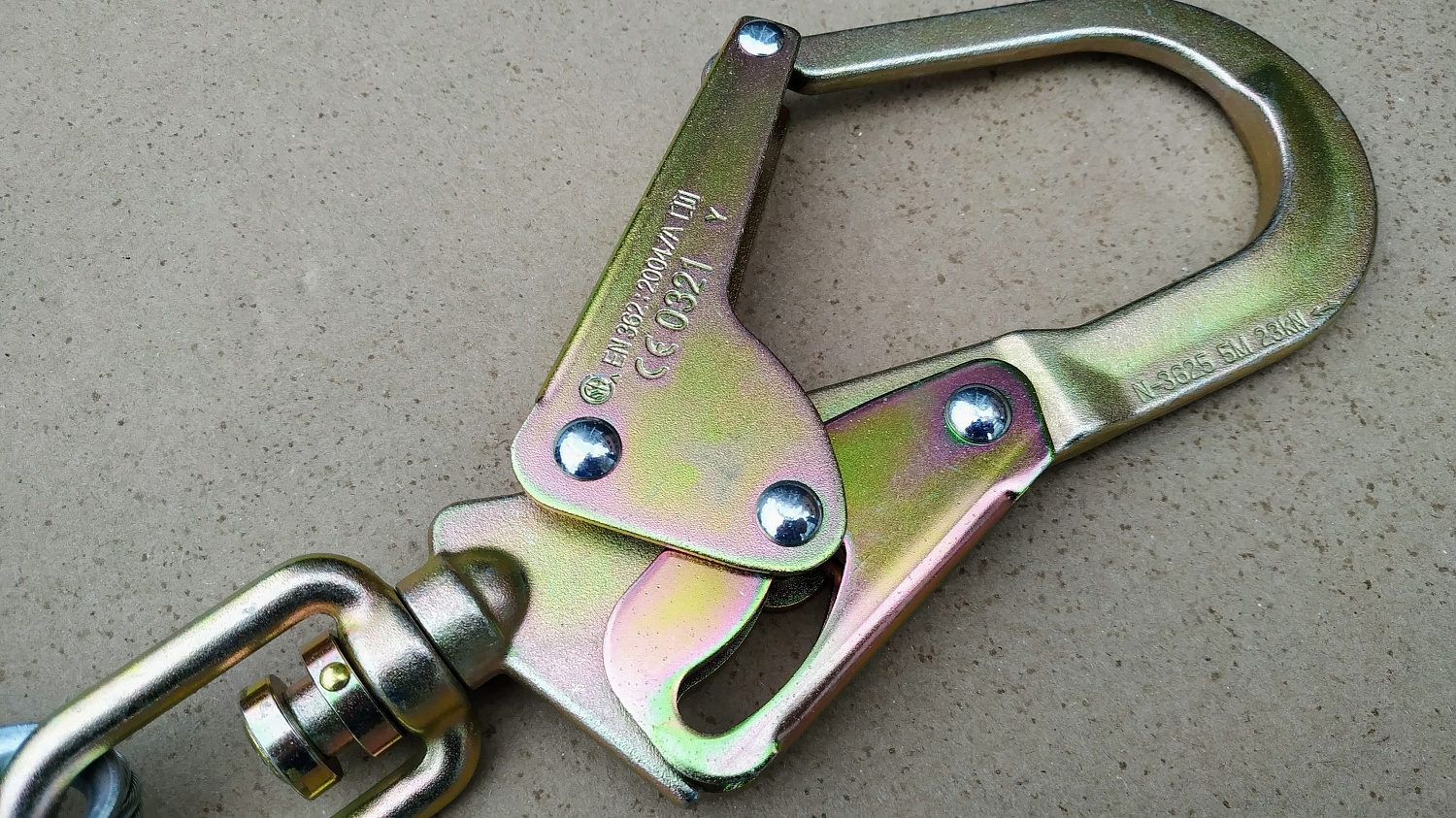 СИЗ втягивающего типа V-Tec PFL 63203-00BRU | 3 м | MSA