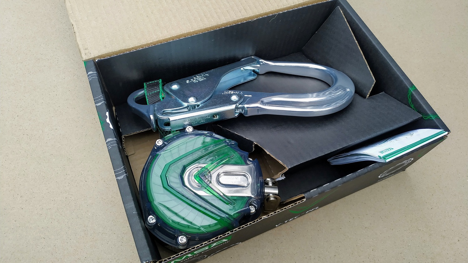 СИЗ втягивающего типа V-Tec Mini PFL 63011-00ARU | 1.8 м | MSA