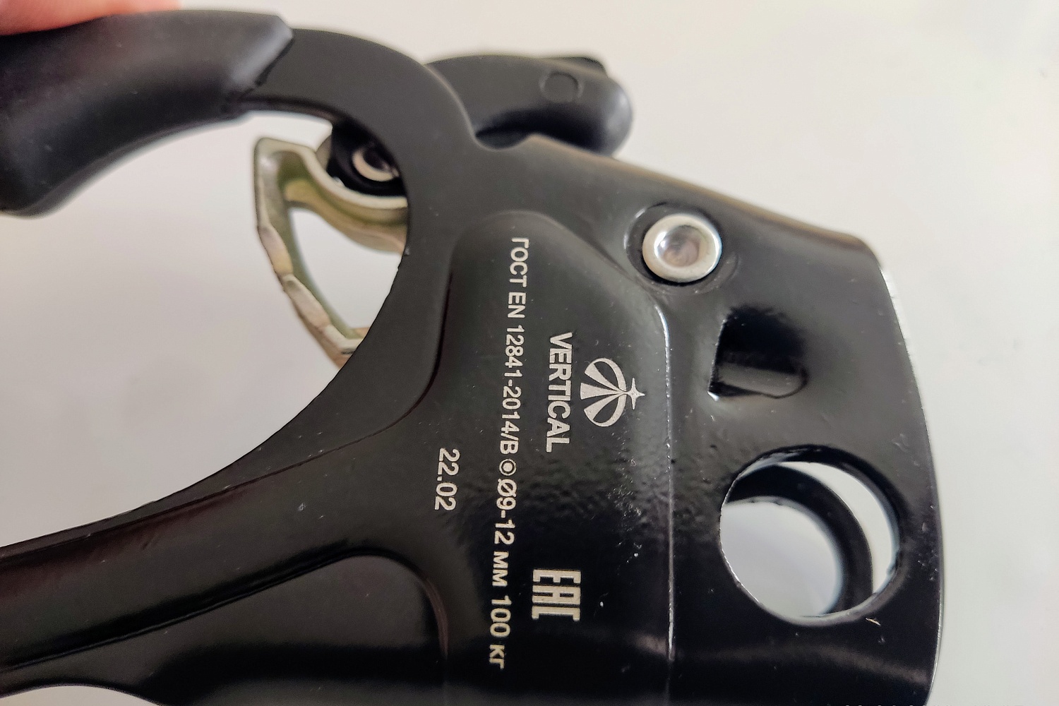 Зажим ручной Люкс | Правый | Вертикаль