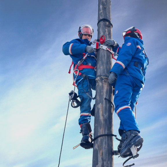 Работа на деревянных и бетонных опорах