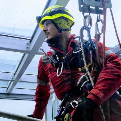 Владимир Леонов