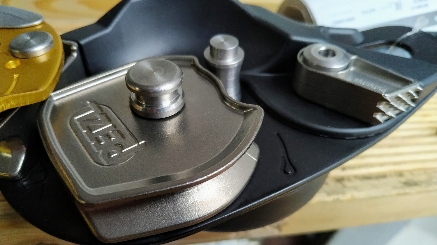 Спусковое устройство I'D S | Petzl