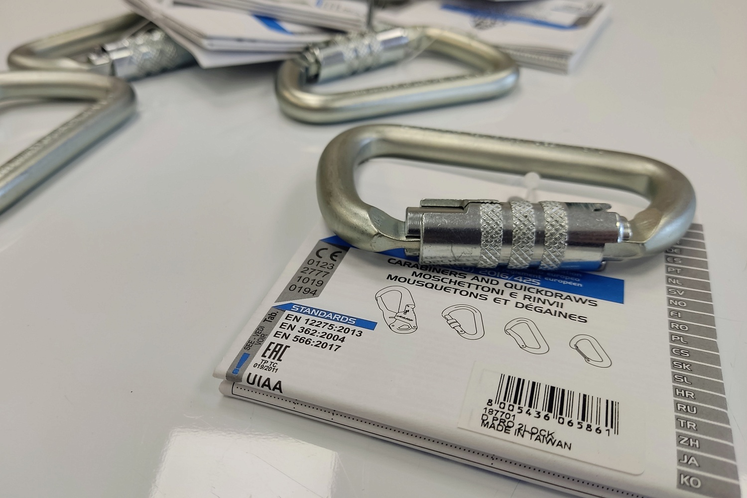 Карабин стальной Steel D 2Lock | CAMP