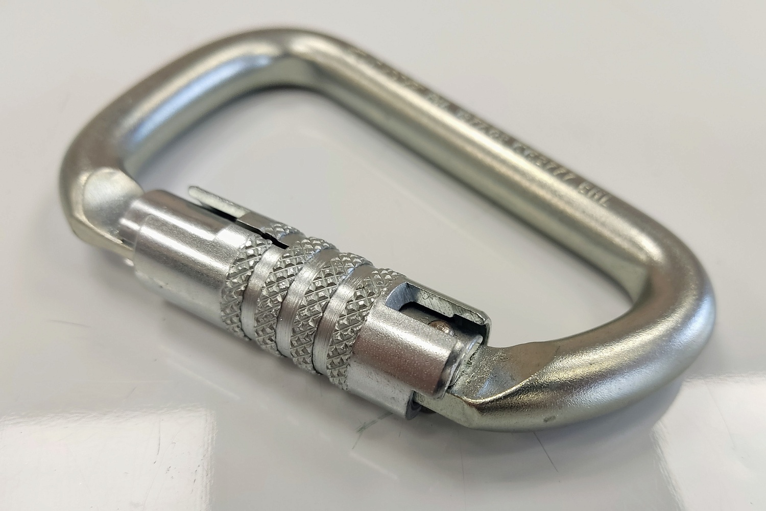 Карабин стальной Steel D 3Lock | CAMP