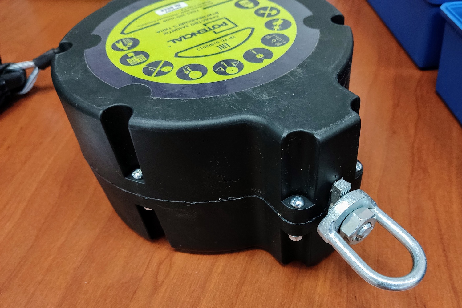 Блокирующее устройство втягивающего типа Т-6 | Трос | 6 м | Карабин КР-04 | Потенциал