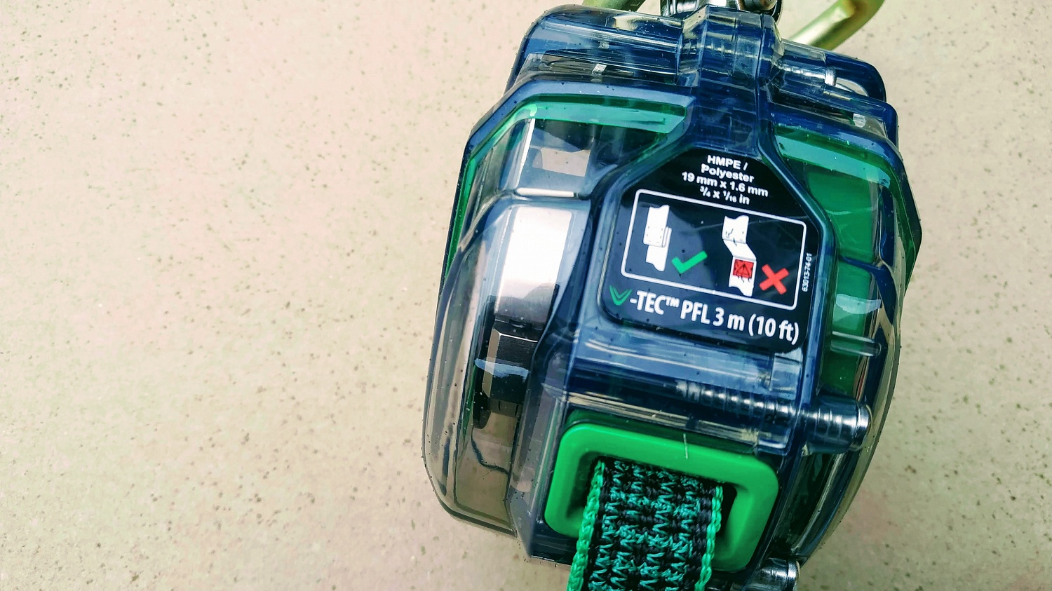 СИЗ втягивающего типа V-Tec Mini PFL 63011-00GRU | 1,8 м | MSA