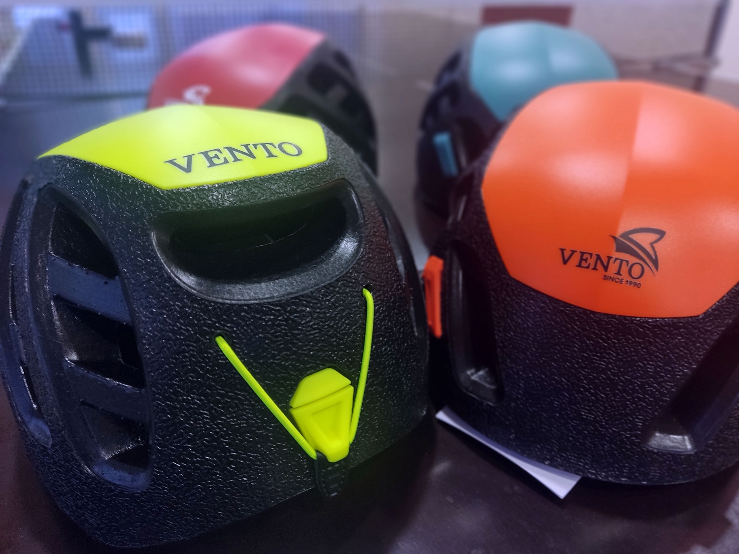 Каска Mistral | Vento