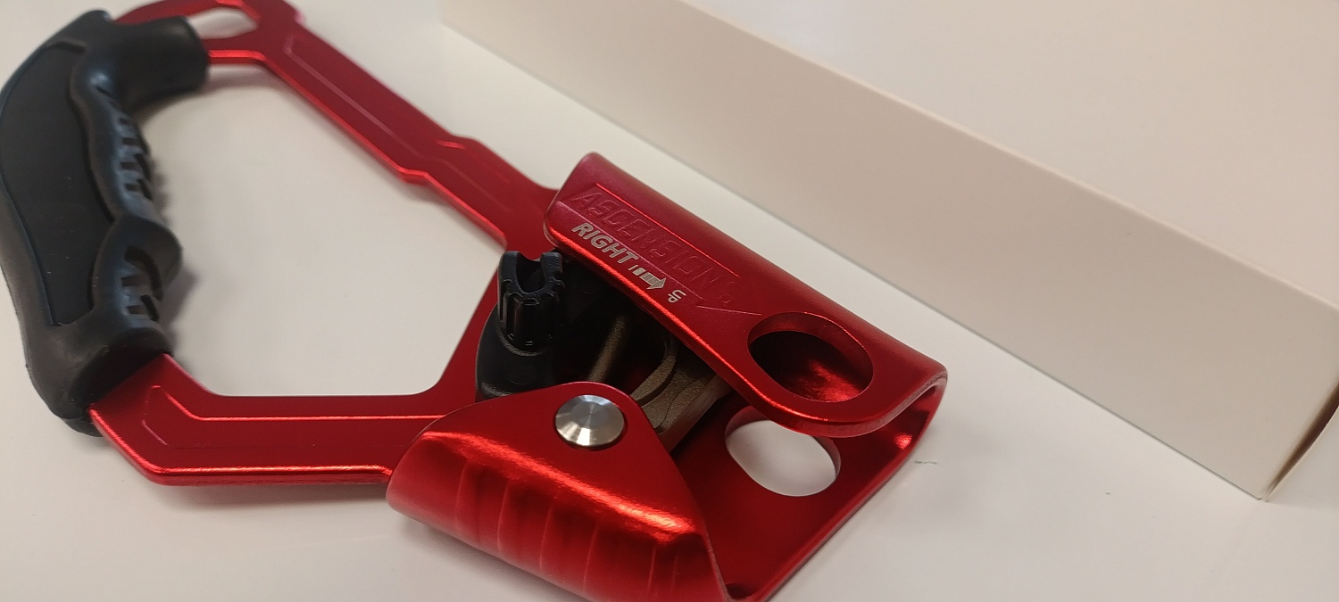 Зажим FAWKES под правую руку | GURU