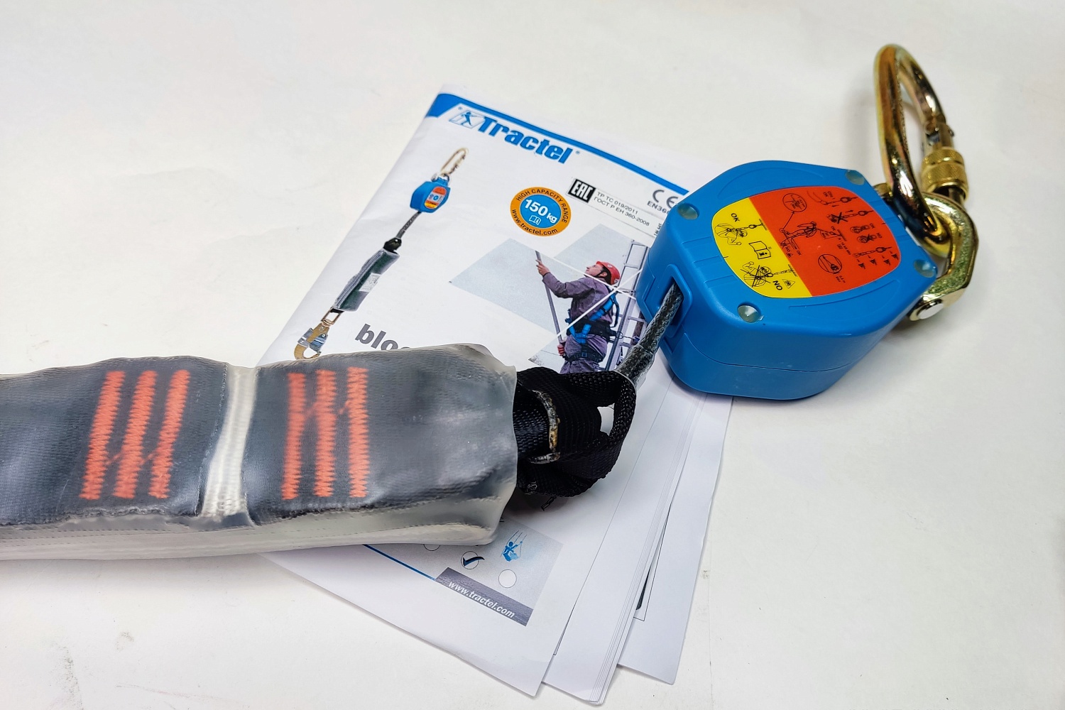 СИЗ втягивающего типа Blocfor™ 1.8A ESD M10-M47 | 1.8 м | Tractel