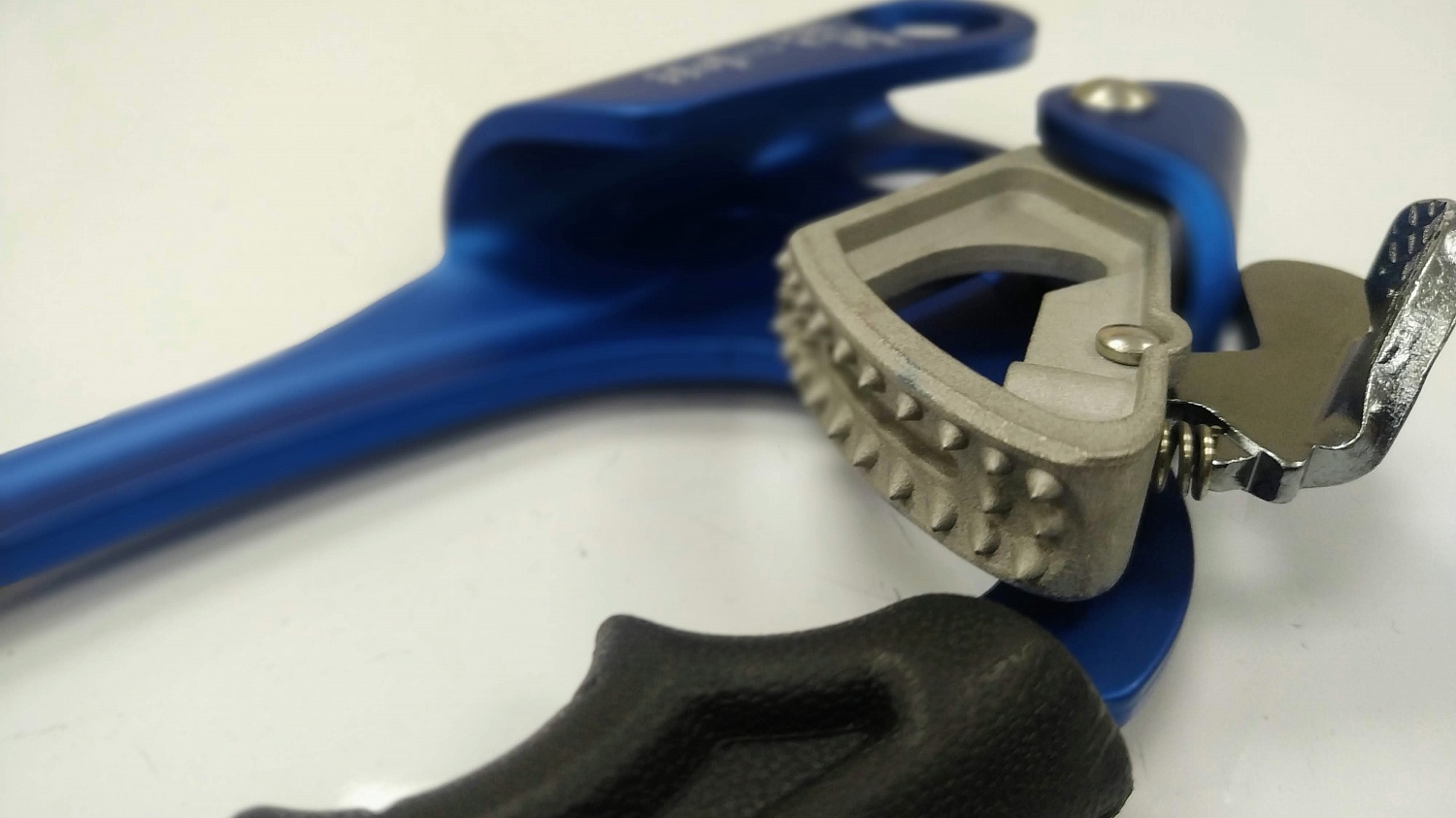 Зажим ручной Жумар | Правый | Vento