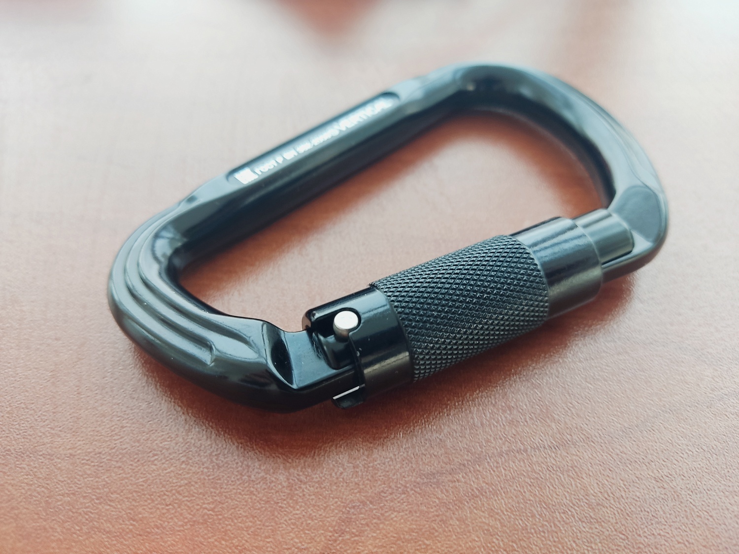 Карабин автомат черный с байонетной муфтой (кейлок) тройная блокировка | Вертикаль