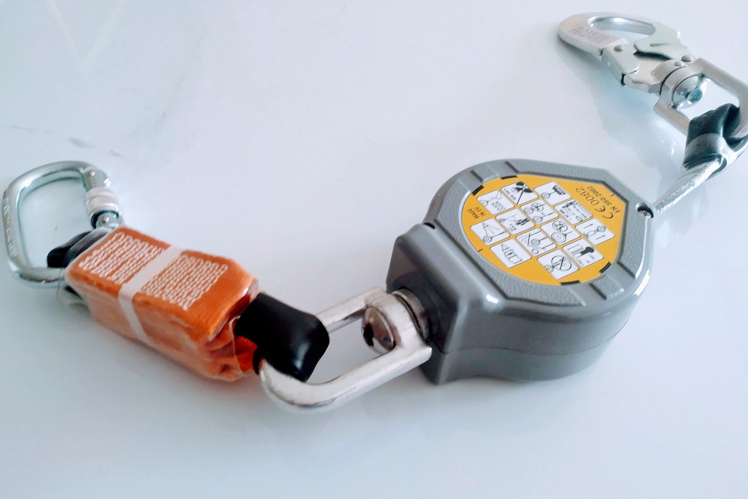 Устройство для страховки втягивающего типа Fantom | 2.4 м | Safe-Tec