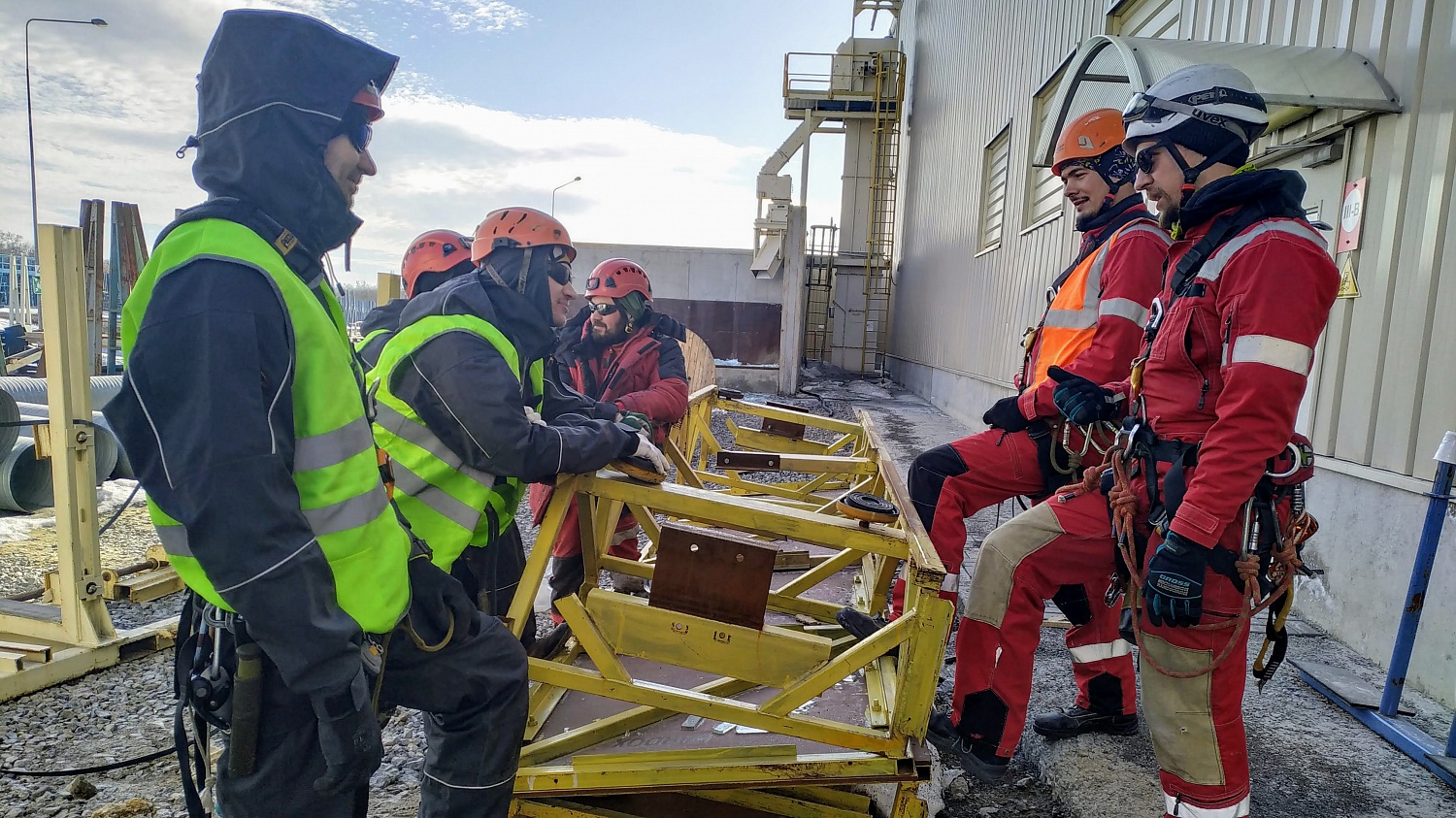 Каска Ares | CAMP