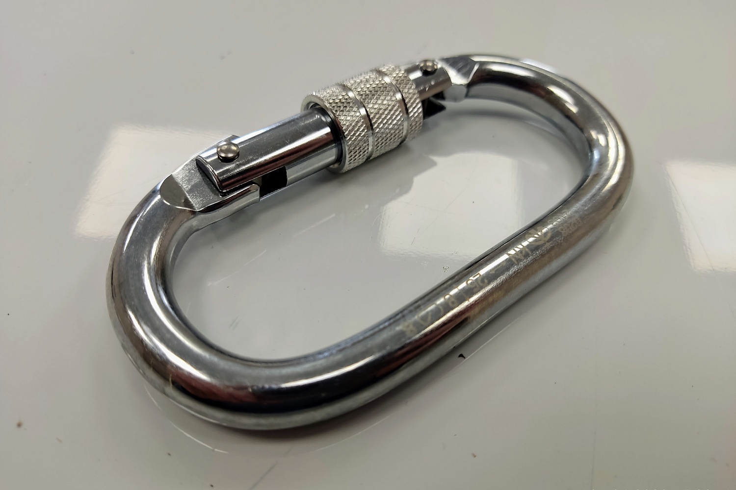 Карабин Овал Стальной 0208 | Вертикаль