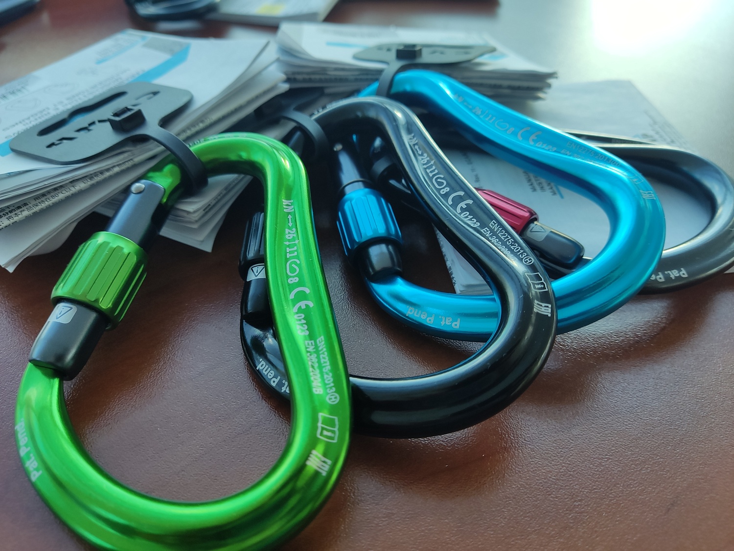 Карабин Atom Lock | CAMP